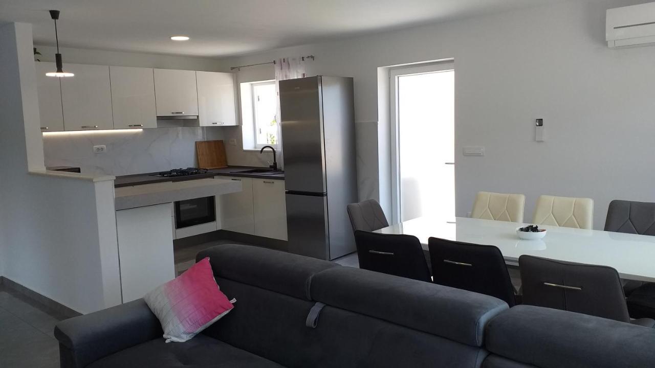 Apartman Karla Λάστοβο Εξωτερικό φωτογραφία